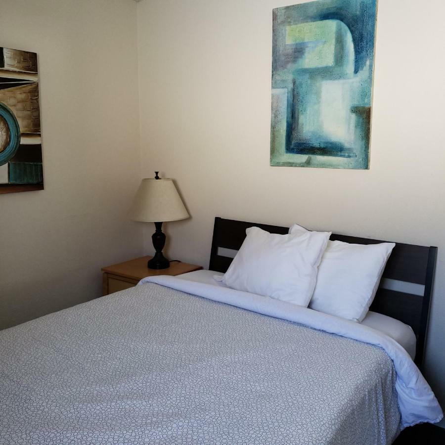 Mountainside Comfort Sleeps 4 - 5 Min To Golf & Ski Leilighet Kimberley Eksteriør bilde